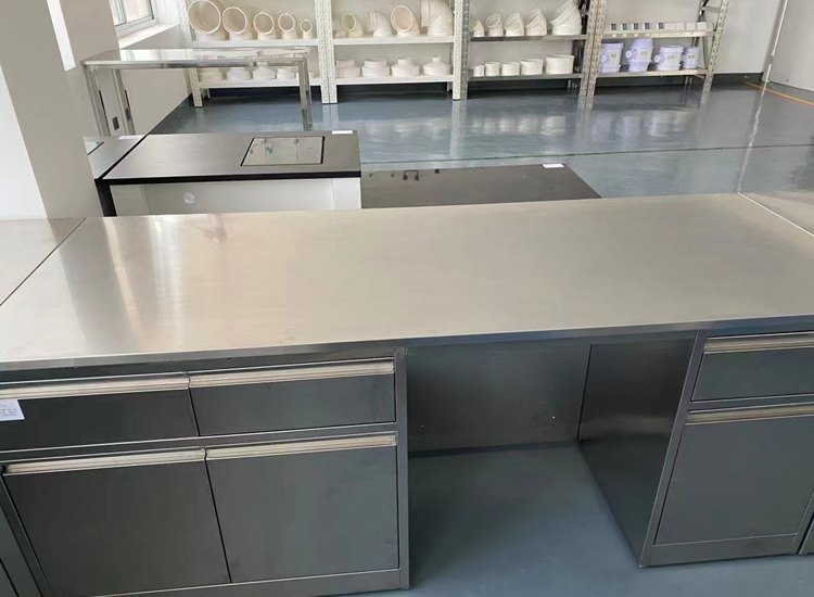 不銹鋼實驗臺